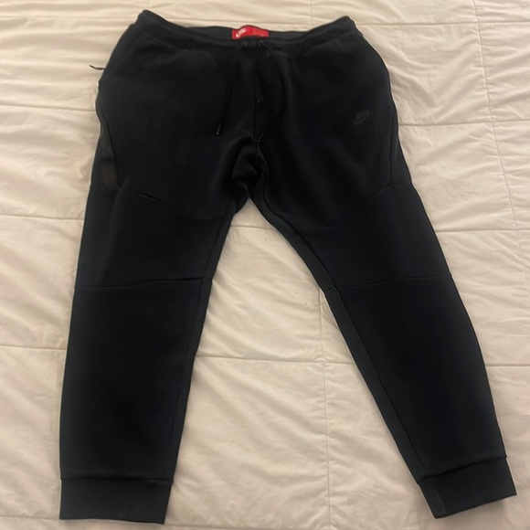 Nike Tech Black fleece pants XXL - Picture 1 of 5